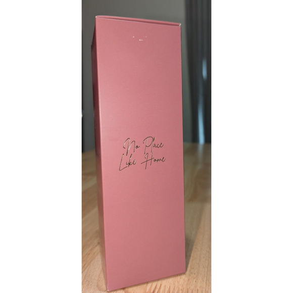 Revolution Beauty Reed Diffuser Under The Covers Pink Pepper & Patchouli 3.38 oz - Picture 4 of 6